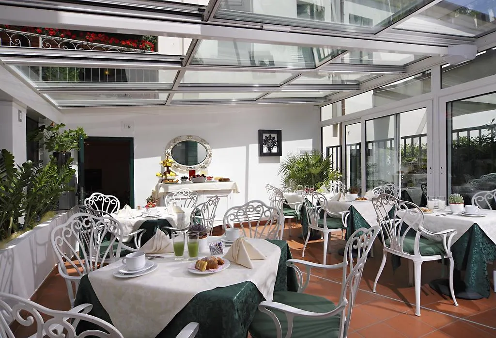 Hotel Vivit ***S Mestre 3*,