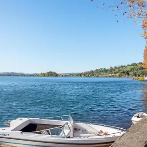 https://le-tre-ninfee-di-pusiano-free-parking.it-lombardy.com