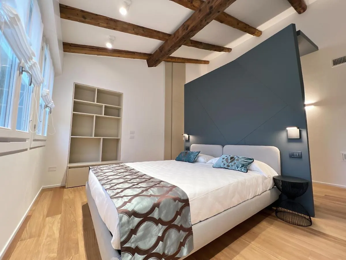מסטרה Hotel Vivit ***S 3*,