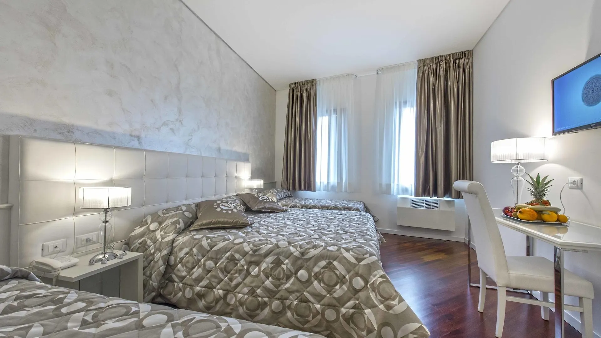 מסטרה Hotel Vivit ***S 3*,