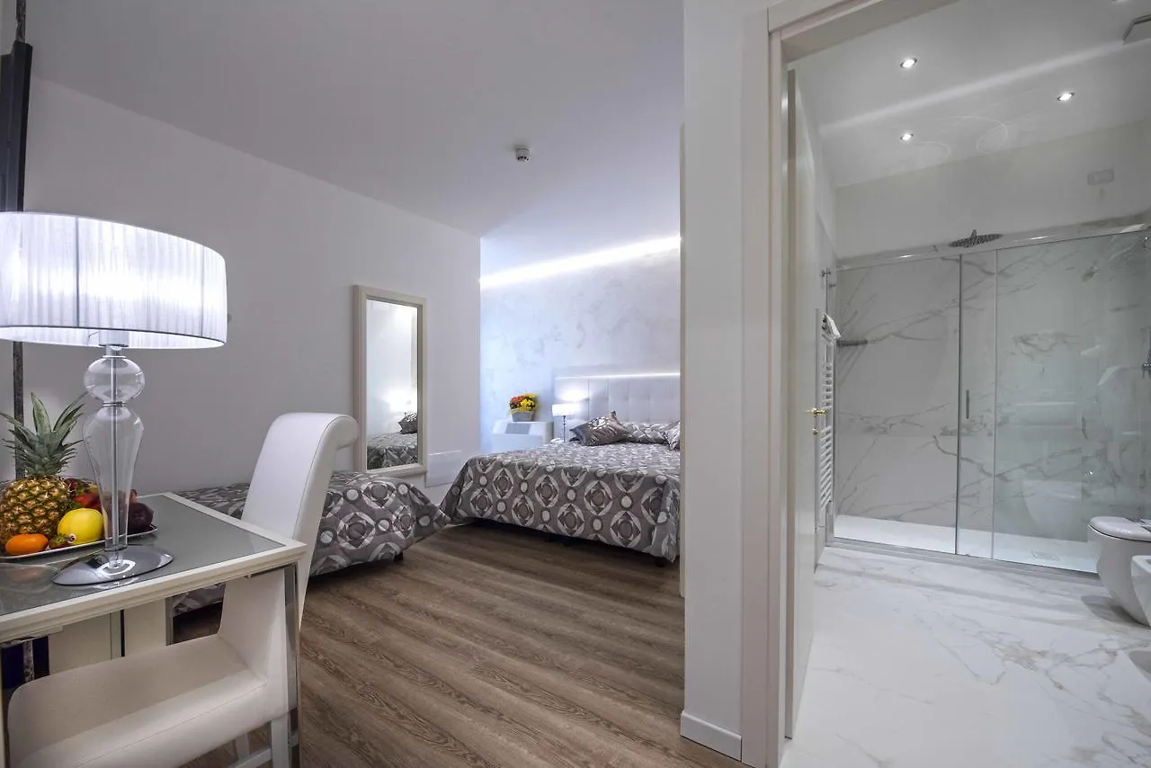 מסטרה Hotel Vivit ***S